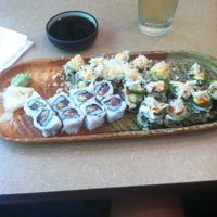 Foto tomada en Sushi de Kanpai  por Katie . el 8/17/2011
