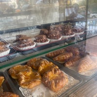 Foto tirada no(a) مخابز ذوقيات || Zawkiyat Bakery por د. ال وجدان em 4/11/2023