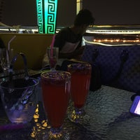 Photo taken at Mackintosh Restaurant and Coffee Shop - مقهى ومطعم ماكنتوش by MOHAMED on 6/14/2019