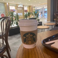 Снимок сделан в Starbucks пользователем H 11/16/2022