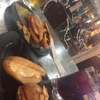 Photo taken at 100 Montaditos by Vivi L. on 9/29/2019