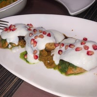 Foto diambil di Dilli Restaurant oleh SAAD pada 9/28/2021