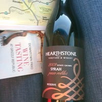 Foto diambil di Hearthstone Vineyard and Winery oleh Alice M. pada 11/20/2012