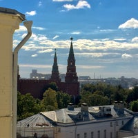 Das Foto wurde bei VELIY Hotel Mokhovaya Moscow von Doctor K. am 9/26/2016 aufgenommen
