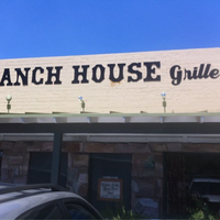 Das Foto wurde bei Ranch House Grille von Ranch House Grille am 10/23/2015 aufgenommen