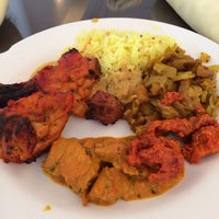 3/28/2014にErnie W.がPasand Indian Cuisineで撮った写真