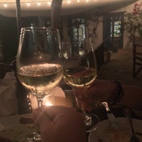 7/19/2018 tarihinde John P.ziyaretçi tarafından Bratsera Restaurant'de çekilen fotoğraf