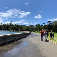 Photo taken at The Opera House to the Botanic Gardens Walk by Hana L. on 11/26/2018