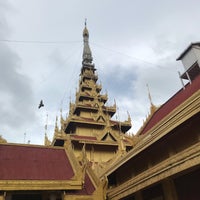 Photo taken at Mandalay Grand Royal Palace by Olive&amp;#39;s O. on 8/22/2019