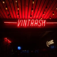 Photo taken at Vintrash by Aristarco G. on 2/17/2016