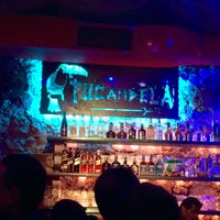 Foto tirada no(a) Tu Candela Bar por Aristarco G. em 8/16/2015