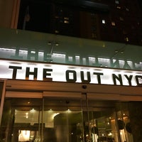 Foto tirada no(a) The OUT NYC Hotel por HammieHamHam™ em 3/3/2017