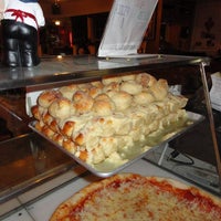 Foto diambil di La Villetta Pizza &amp;amp; Pasta oleh La Villetta Pizza &amp;amp; Pasta pada 2/12/2014