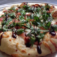 Снимок сделан в PapaDan&amp;#39;s Pizza пользователем Dan P. 4/11/2013