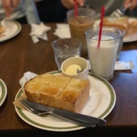 Photo taken at cafe.the market maimai by かに か. on 6/29/2019