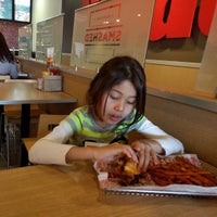 Photo taken at Smashburger by Philly G. on 2/13/2016