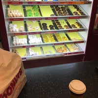 Photo taken at Dunkin&amp;#39; Donuts دانكن دونتس by Lorina R. on 5/31/2016