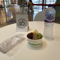 Photo taken at Pinkberry by Lorina R. on 6/29/2020