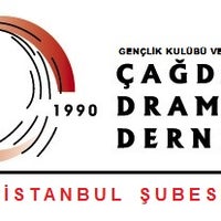 4/25/2013에 Erdal K.님이 Gençlik Kulübü ve Çağdaş Drama Dernegi İstanbul Şubesi에서 찍은 사진