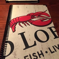 Photo taken at Red Lobster by Yuri T. on 1/23/2016