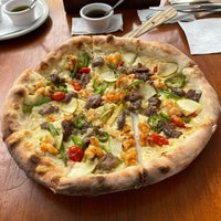 5/20/2022에 Enrique P.님이 Pizzeria Nostalgia에서 찍은 사진