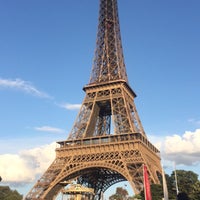 Photo taken at Batobus [Tour Eiffel] by .. on 8/19/2019