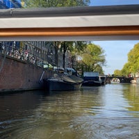 Photo taken at Blue Line Canal Boat Tour by Are .. on 9/22/2022
