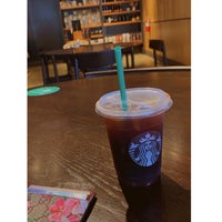 Photo taken at Starbucks by 🐆 on 7/12/2019