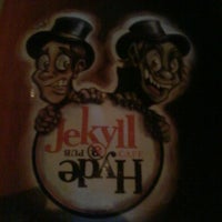 Foto tirada no(a) Jekyll &amp;amp; Hyde Pub por Gustavo C. em 9/28/2014