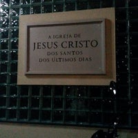 Photo taken at A Igreja de Jesus Cristo fos Santos dos Últimos Dias Candeias by Antonio B. on 8/25/2014