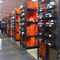 nike outlet niagara falls lundys lane