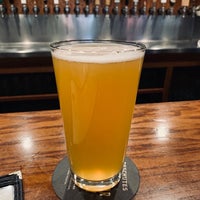 Photo taken at The Hop Yard Alehouse &amp;amp; Grill by Greg S. on 10/10/2019