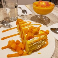 Foto diambil di Mango Mango Dessert oleh Mengxi W. pada 4/27/2019