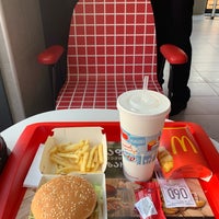 Photo taken at McDonald’s by iB on 8/13/2019