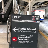 Photo taken at RapidKL USJ7 (KJ31/SB7) LRT/BRT Station by Chu Yeong Y. on 9/27/2020