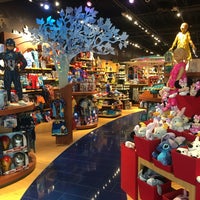 Disney Store 2 Tips From 489 Visitors