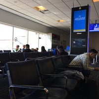Photo taken at Gate C34 by Raquel Scomber Scombrus K. on 3/31/2018
