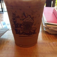 Photo taken at The Coffee Bean &amp;amp; Tea Leaf by Lulu F. on 5/13/2013