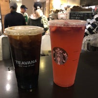 Photo taken at Starbucks by Ya K. on 11/30/2018