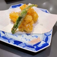 Photo taken at Itamae Sushi by Yumi K. on 11/12/2022
