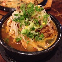 Das Foto wurde bei Song Cook&amp;#39;s Authentic Korean Restaurant von Jen am 7/13/2013 aufgenommen