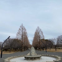 Photo taken at 舎人公園 噴水広場 by カメハメハ 大. on 1/30/2022