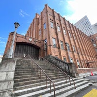 Photo taken at Hibiya Public Hall by カメハメハ 大. on 11/5/2022