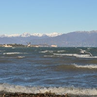 Foto diambil di Punta Grò oleh Lago di Garda pada 3/28/2014