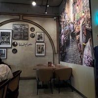 Foto tomada en Hadoota Masreya Restaurant &amp;amp; Cafe  por ٧٧ el 5/9/2023