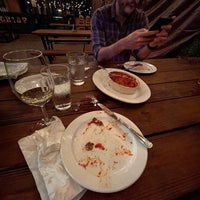 10/4/2021 tarihinde Laura H.ziyaretçi tarafından Crisp Wine-Beer-Eatery'de çekilen fotoğraf