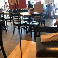 Photo taken at Torchy&amp;#39;s Tacos by Laura H. on 8/4/2019