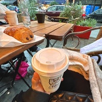 Photo taken at Le Pain Quotidien by S on 3/8/2023