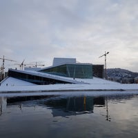 Foto tirada no(a) Operahuset por Gloria em 1/18/2018
