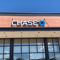 Photo taken at Chase Bank by Sus B. on 8/23/2019